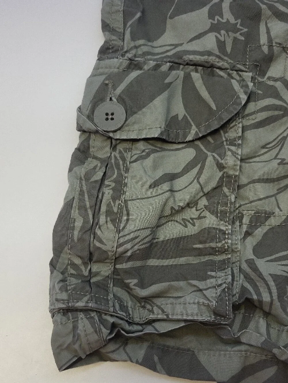 Old Navy Youth Floral Cargo Shorts